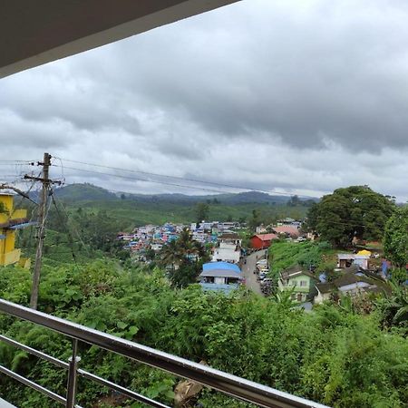 Sabari Residency Hotel Valparai Exterior photo