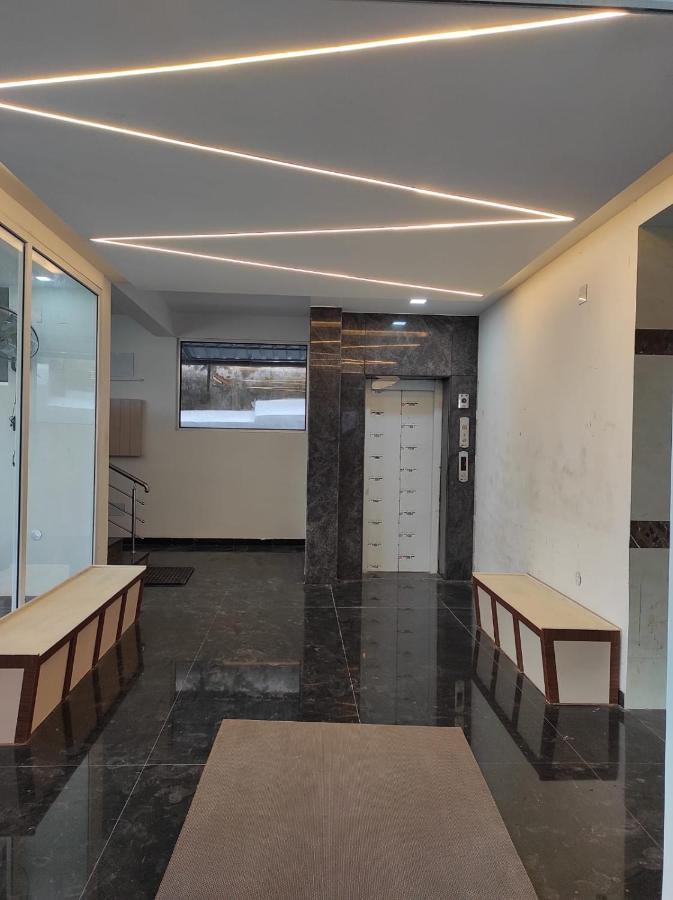 Sabari Residency Hotel Valparai Exterior photo